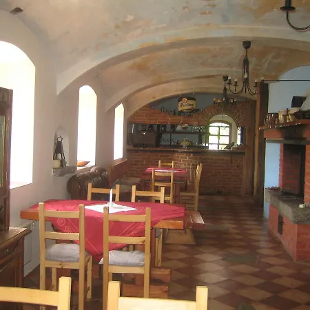 Patak Hotel *